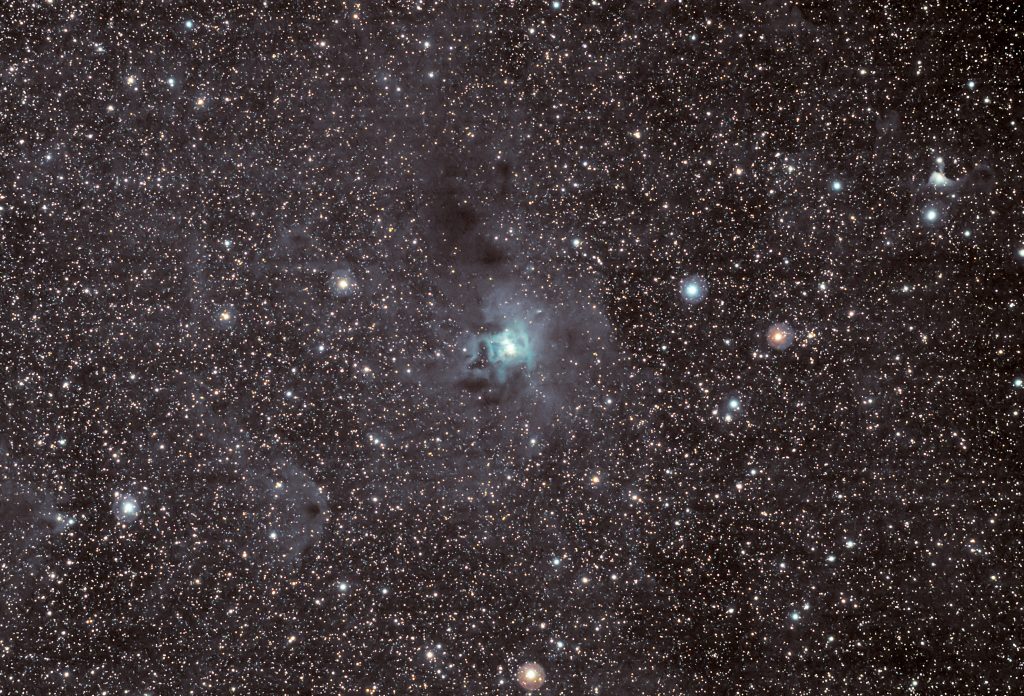 NGC 7023 Iris Nebula (wide field)